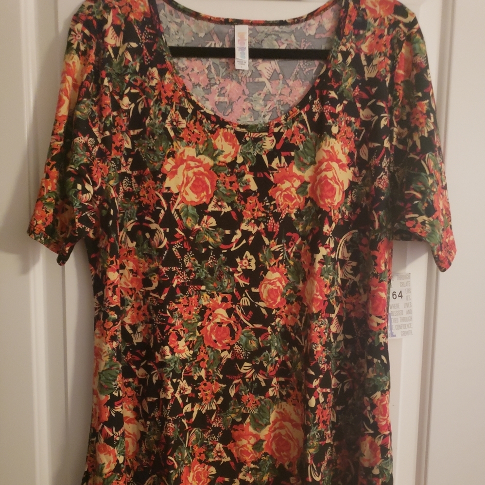 LuLaRoe Floral Perfect T